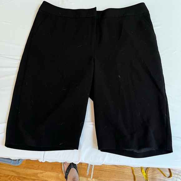 Chico size 14 black high waist Bermuda dressy shorts are perfect for the office - Picture 1 of 5